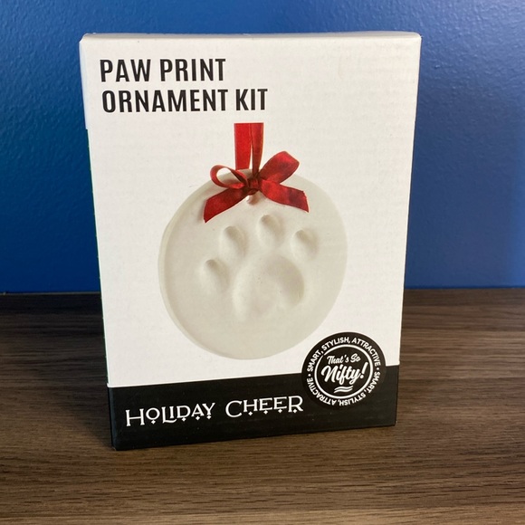 DIY Pawprint Ornament Kit - Picture 1 of 6